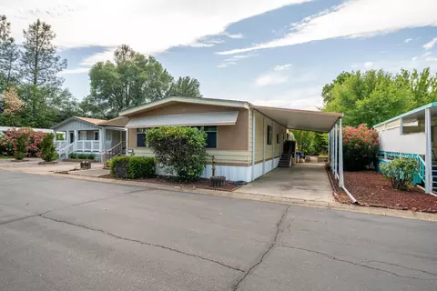 458 Bitterroot Dr Sp #63, Redding, CA 96003 photo 3