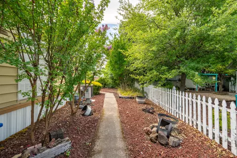 458 Bitterroot Dr Sp #63, Redding, CA 96003 photo 38