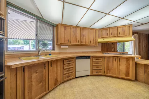 458 Bitterroot Dr Sp #63, Redding, CA 96003 photo 20