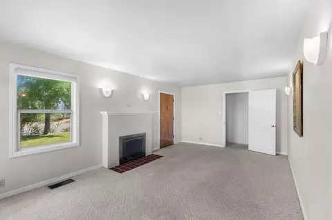2040 Sonoma St, Redding, CA 96001 photo 4
