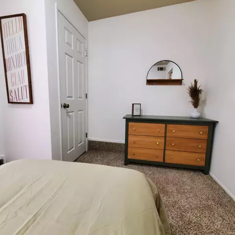 Bedroom - 3897 Sunwood Dr, Redding, CA 96002 photo 17 of 23