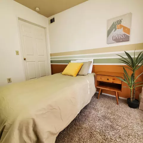 Bedroom - 3897 Sunwood Dr, Redding, CA 96002 photo 22 of 23