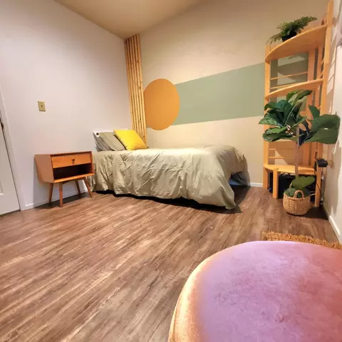 Bedroom - 3897 Sunwood Dr, Redding, CA 96002 photo 16 of 23