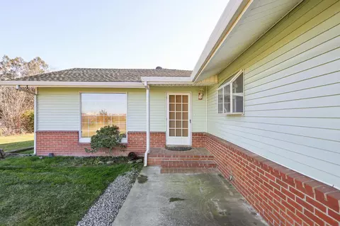 22455 Sunbright Ave, Red Bluff, CA 96080 photo 3