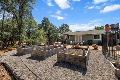 13709 Bear Mountain Rd, Redding, CA 96003 photo 28