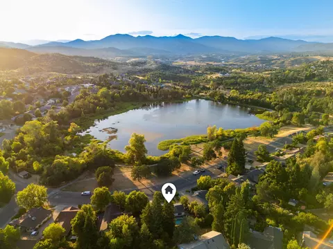 1683 Lakeside Dr, Redding, CA 96001 photo 34