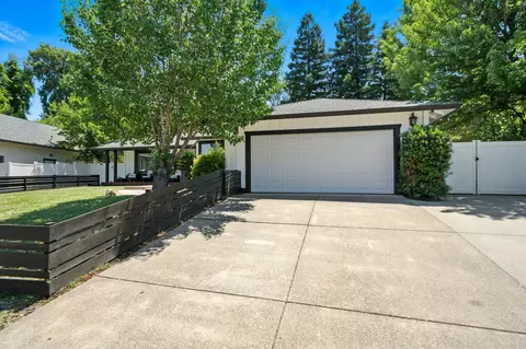 1683 Lakeside Dr, Redding, CA 96001 photo 2