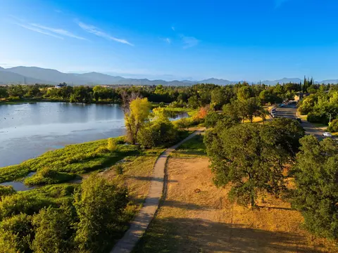 1683 Lakeside Dr, Redding, CA 96001 photo 37