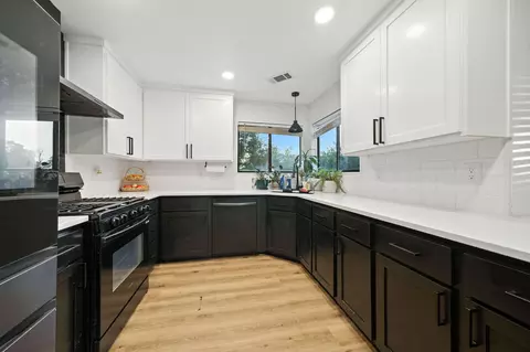 1683 Lakeside Dr, Redding, CA 96001 photo 13