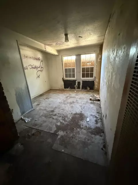 Bedroom - 2915 Lanning Ave, Redding, CA 96001 photo 1 of 4