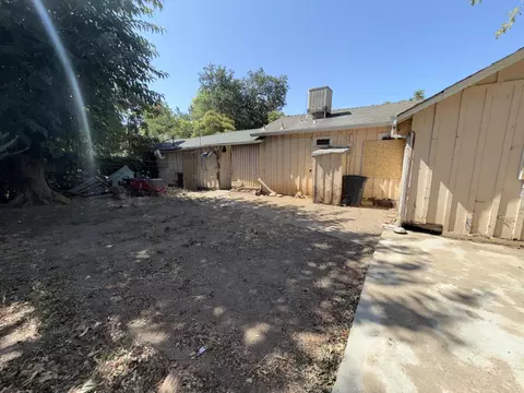 2915 Lanning Ave, Redding, CA 96001