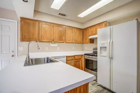 1561 Wingsetter Way, Redding, CA 96003 photo 9