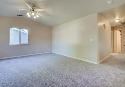 1561 Wingsetter Way, Redding, CA 96003 photo 5