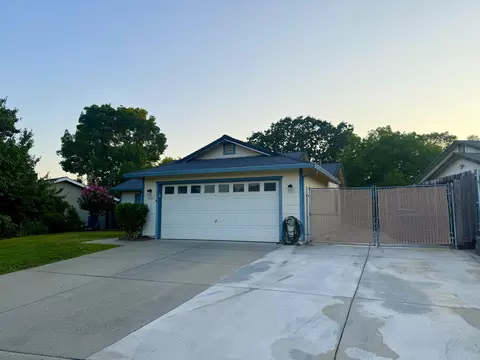 1561 Wingsetter Way, Redding, CA 96003 photo 3
