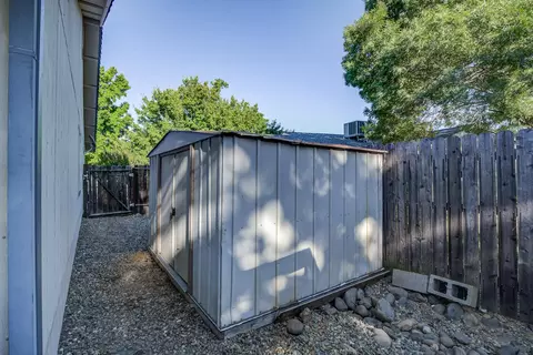 1561 Wingsetter Way, Redding, CA 96003 photo 23
