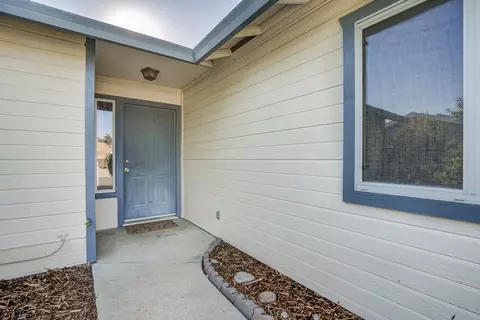 1561 Wingsetter Way, Redding, CA 96003 photo 2