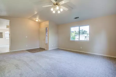 1561 Wingsetter Way, Redding, CA 96003 photo 6