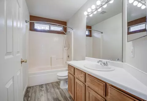 1561 Wingsetter Way, Redding, CA 96003 photo 14