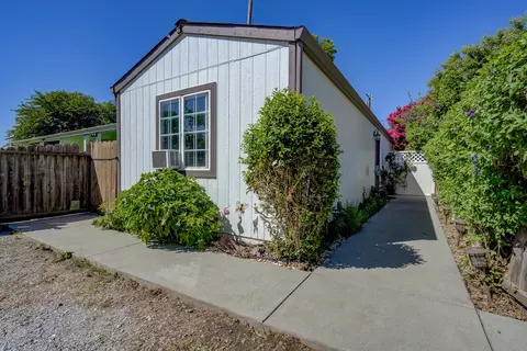109 Ventura Ave #B, Gerber, CA 96035