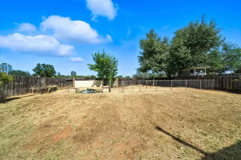 3519 Capricorn Way, Redding, CA 96002 photo 14