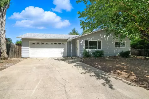 3519 Capricorn Way, Redding, CA 96002 photo 2