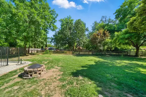 3351 Nicolet Ln, Redding, CA 96001 photo 36