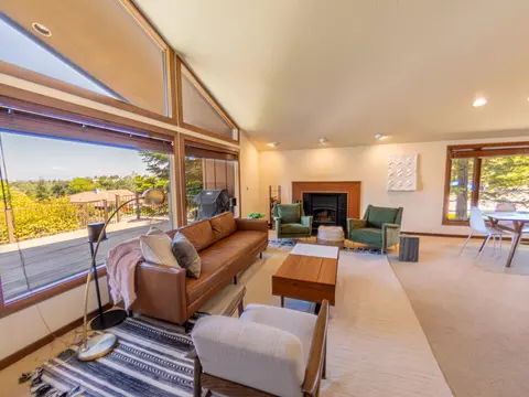592 Royal Oaks Dr, Redding, CA 96001 photo 8