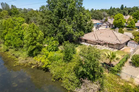 View/Area - 3664 Somerset Ave, Redding, CA 96002 photo 2 of 3
