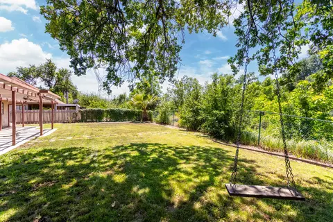 Exterior - 3664 Somerset Ave, Redding, CA 96002 photo 3 of 3