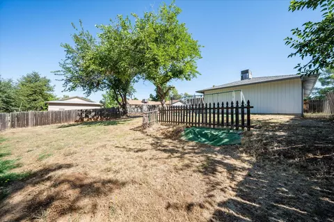 1347 Woodside Meadows Dr, Redding, CA 96002 photo 25