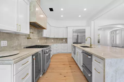 Kitchen - 1568 Bantry Ct, Redding, CA 96001 photo 1 of 1