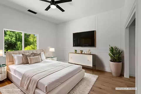 Bedroom - 1568 Bantry Ct, Redding, CA 96001 photo 2 of 6