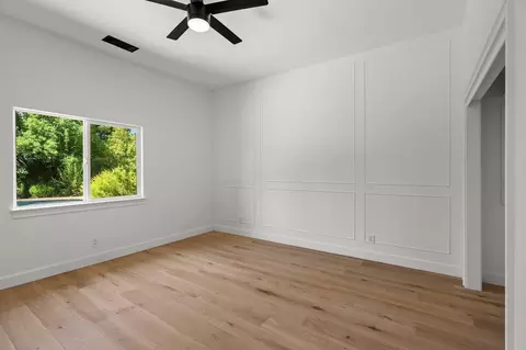 Bedroom - 1568 Bantry Ct, Redding, CA 96001 photo 3 of 6