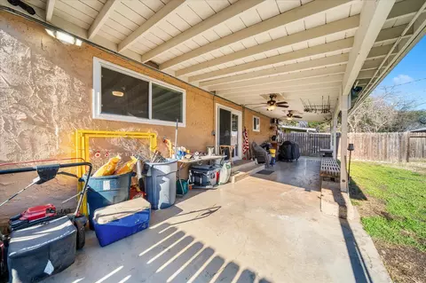 Exterior - 4627 Harrison Ave, Redding, CA 96001 photo 4 of 9