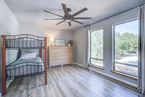 Bedroom - 8928 Olney Park Dr, Redding, CA 96001 photo 1 of 11