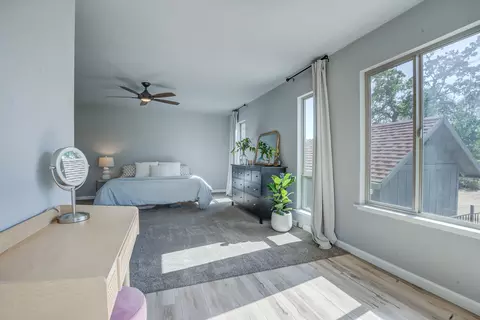 Bedroom - 8928 Olney Park Dr, Redding, CA 96001 photo 9 of 11