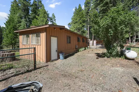 Exterior - 7611 Arbor Ln, Shingletown, CA 96088 photo 10 of 12