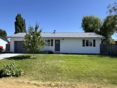 507 Juniper St, Bieber, CA 96009 photo 2