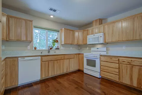 43050 Shoshoni Loop, Fall River Mills, CA 96028 photo 17