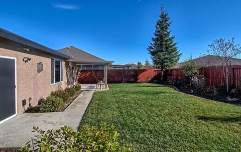 723 Rogue River Way, Redding, CA 96003 photo 34