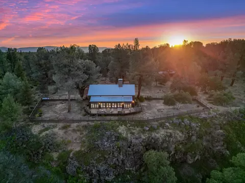 21151 Ridge Rd, Cassel, CA 96016