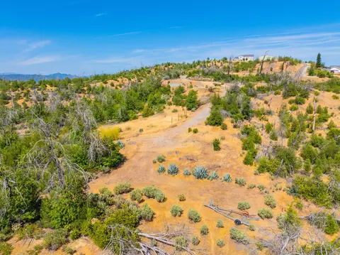 10220 Kangaroo Mine Rd, Redding, CA 96001 photo 16