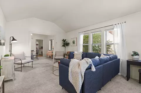 Living - 2155 2157 Butte St, Redding, CA 96003 photo 5 of 8