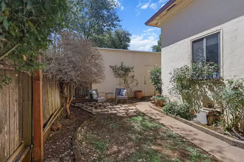 Exterior - 2155 2157 Butte St, Redding, CA 96003 photo 31 of 40