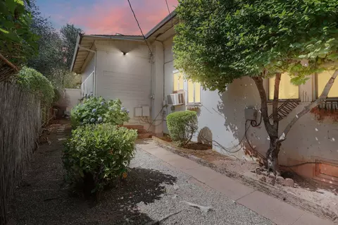Exterior - 2155 2157 Butte St, Redding, CA 96003 photo 18 of 40