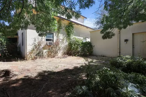 Exterior - 2155 2157 Butte St, Redding, CA 96003 photo 4 of 40