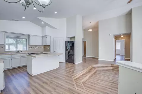 Other - 1633 Wee Burn Ct, Redding, CA 96003 photo 4 of 10