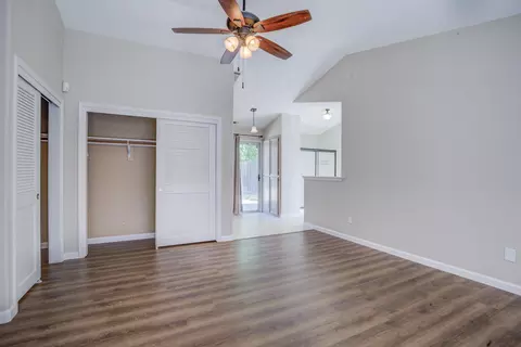 Living - 1633 Wee Burn Ct, Redding, CA 96003 photo 7 of 7
