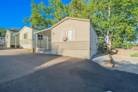 20480 River Valley Dr, Anderson, CA 96007