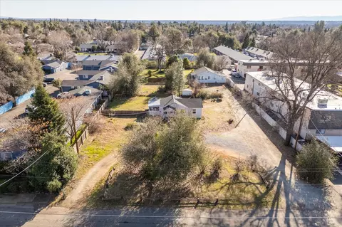 1104 Layton Rd, Redding, CA 96002 photo 1